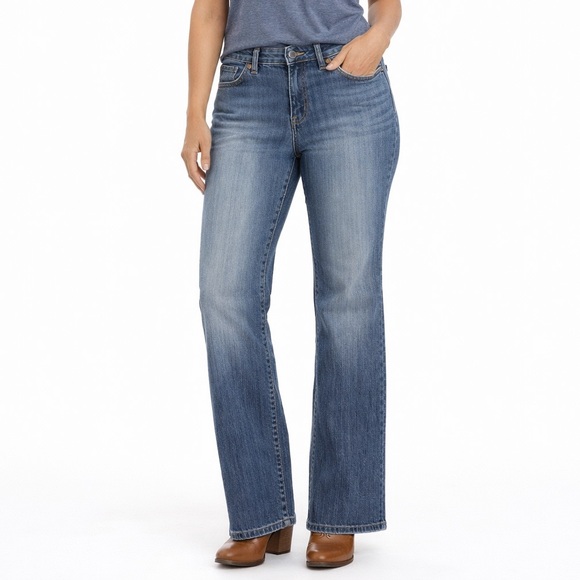 Stamp 10 Denim - Stamp 10 Women's Size 8 Mid-Rise Boot Cut Jeans